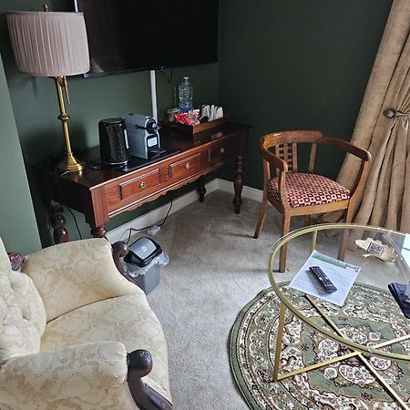 Oak House Laois B&B Портарлингтън Екстериор снимка