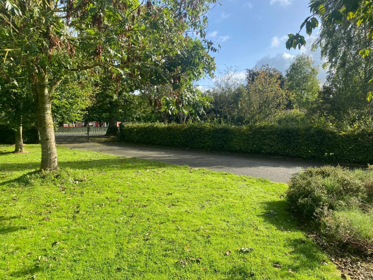 Oak House Laois B&B Портарлингтън Екстериор снимка