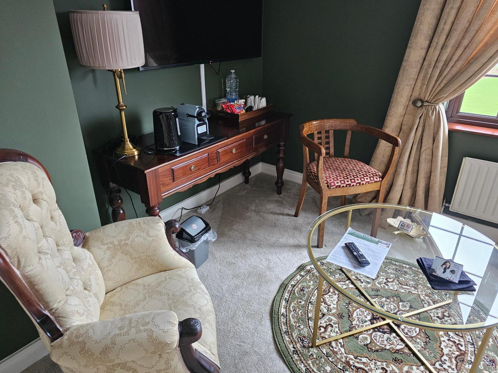 Oak House Laois B&B Портарлингтън Екстериор снимка